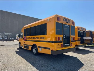 How Do Electric School Bus Manufacturers Improve Fleet Efficiency?
