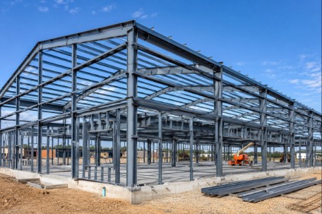 Modern Growth Driven by Commercial Steel Building Construction