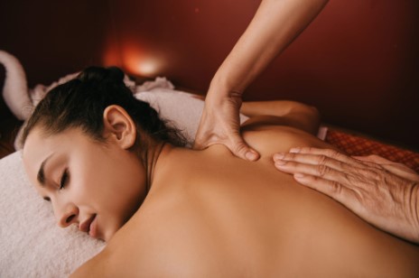 Guide: 5 Skills You’ll Master Learning Full Body Massage in San Antonio
